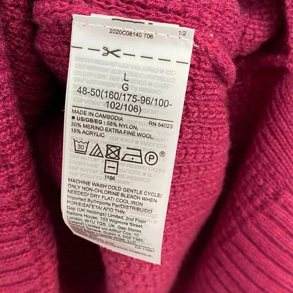 GAP Women's Fuchsia Crew Neck Sweater - Picture 7 of 9